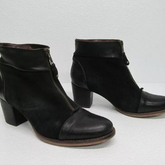 Eric Michael Leather Suede Heeled Ankle Booties Front Zip Size 8 - Picture 6 of 10